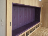 Garderobe_holz_leder_Sitzbank